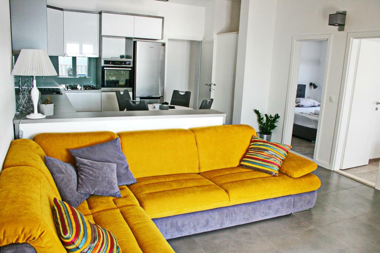 Apartment Mira II Drasnice Esterno foto